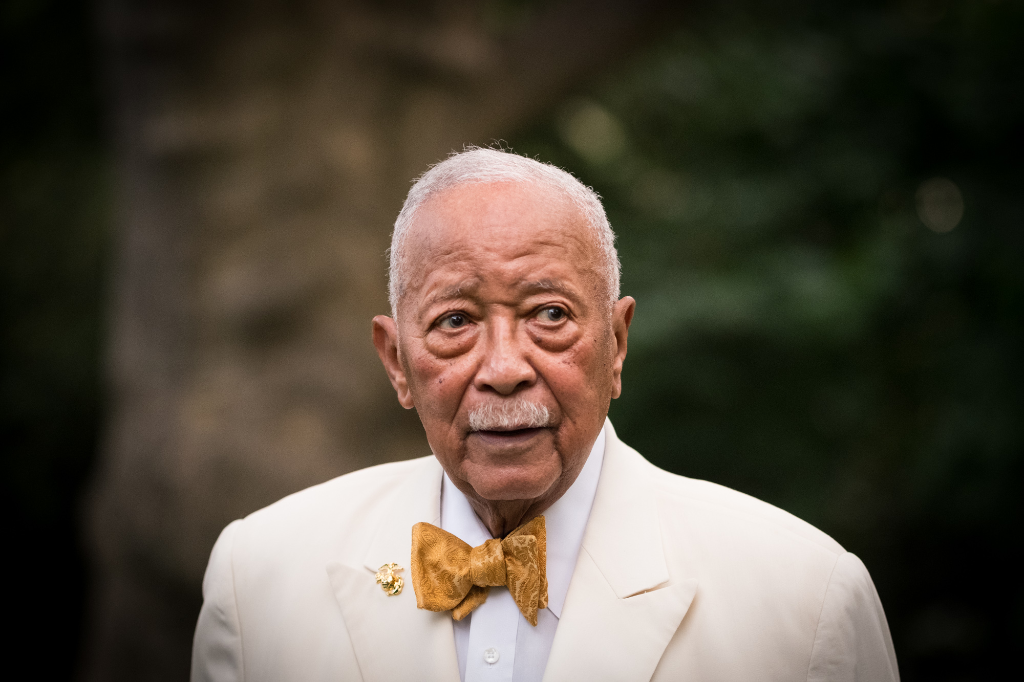 ksmy8neqsaucvm https boropark24 com news former new york city mayor david dinkins dead at 93