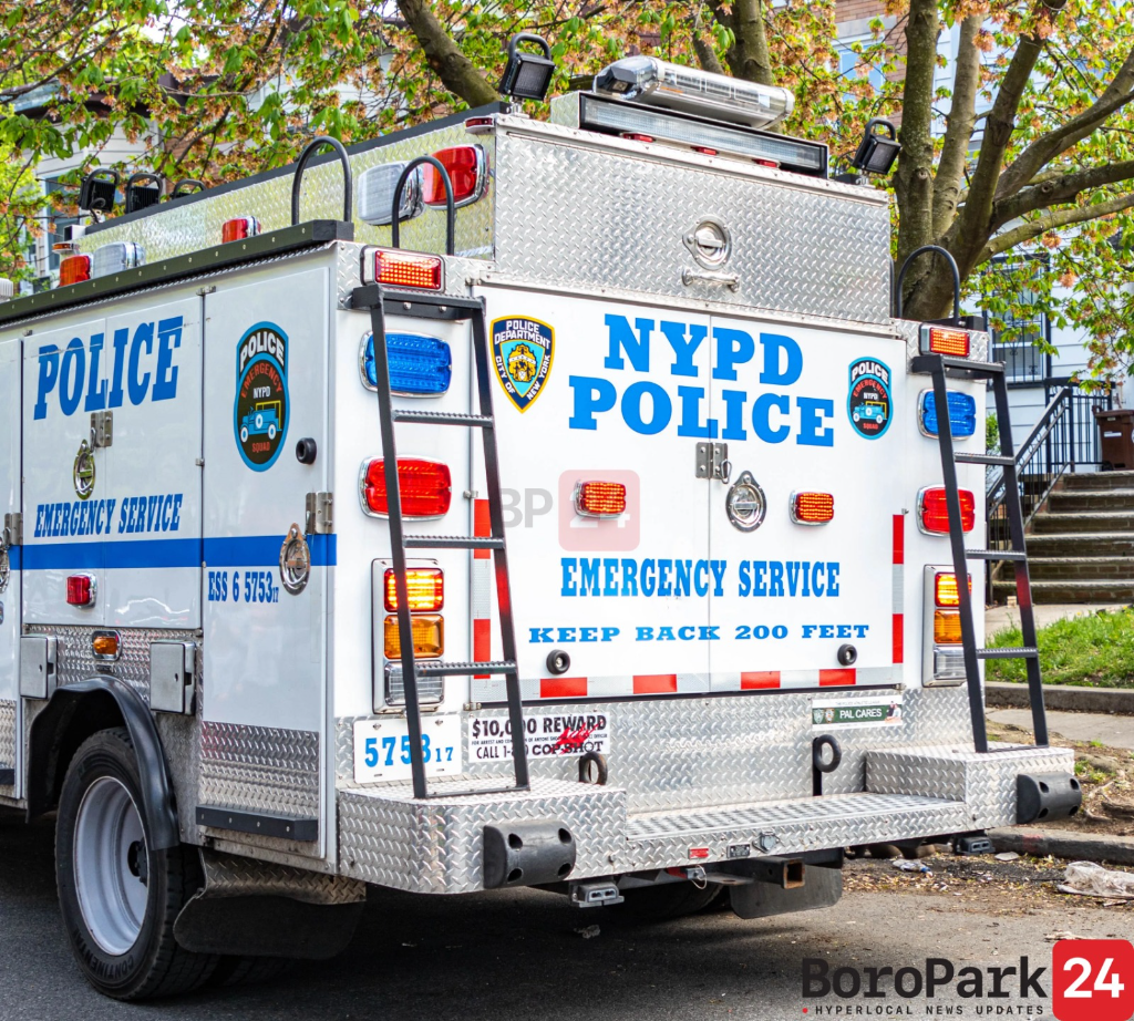 Belgian Family Visiting for Pesach Stabbed in Battery Park Today