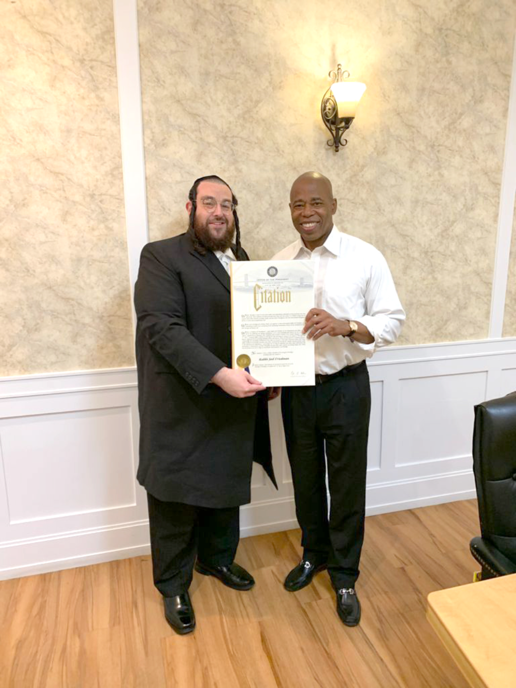 Democratic NYC Mayoral Nominee Eric Adams Honors Prominent Askan Rabbi Joel Friedman for Donating an Ambulance to Catskills Hatzlolah