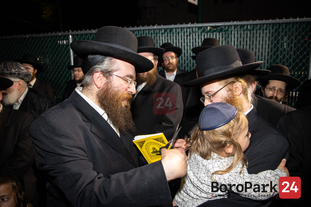 Lag Buomer around Boro Park