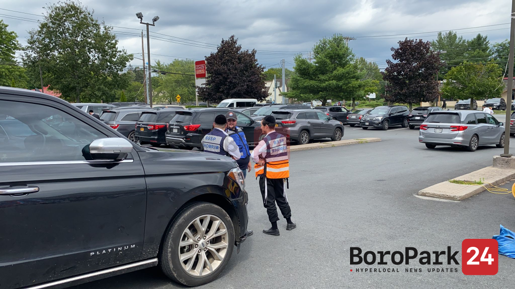 Grand opening event at Asisa urgent care in Monticello